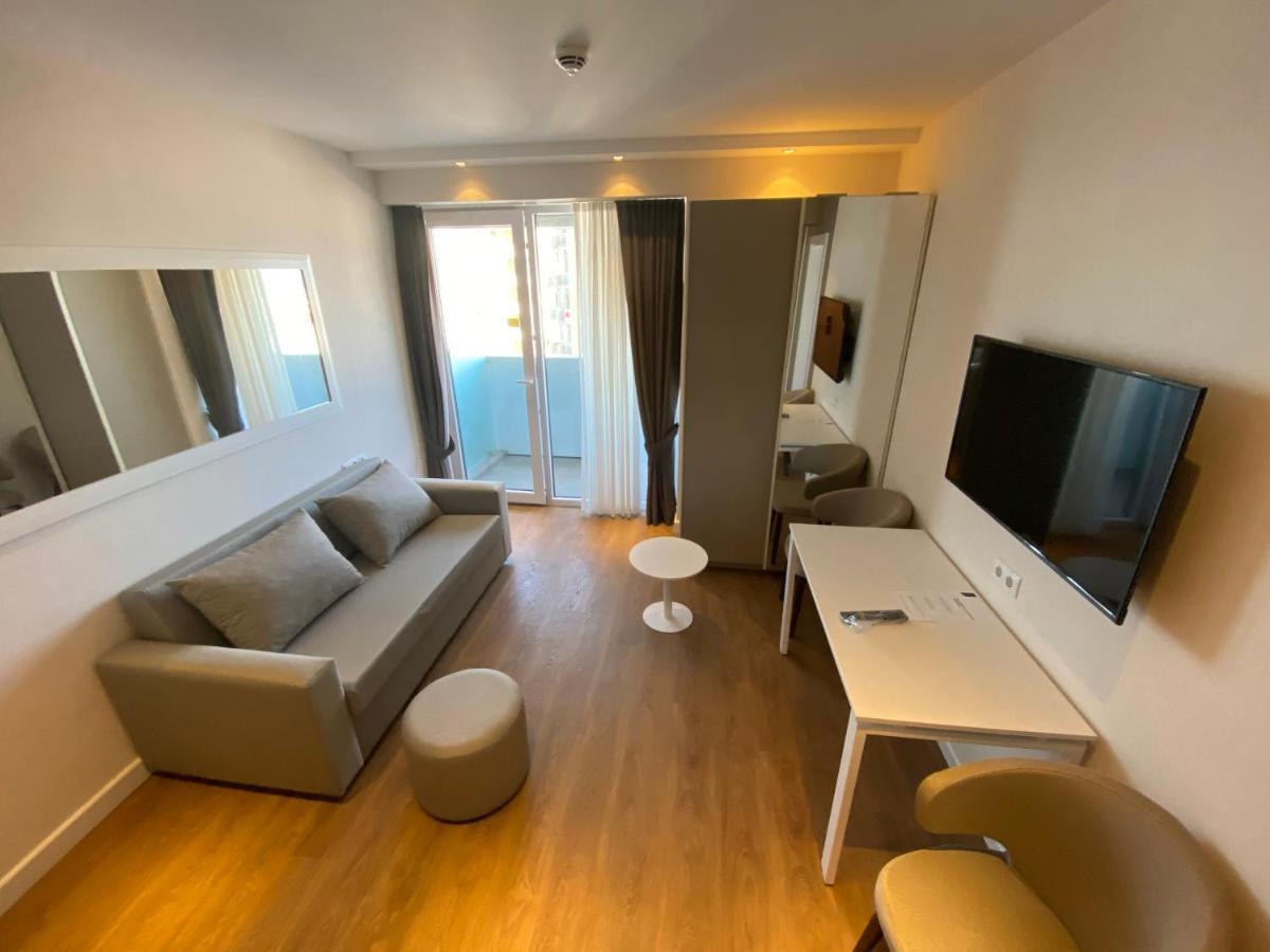 Gq Apartments On First Line Batumi Eksteriør billede